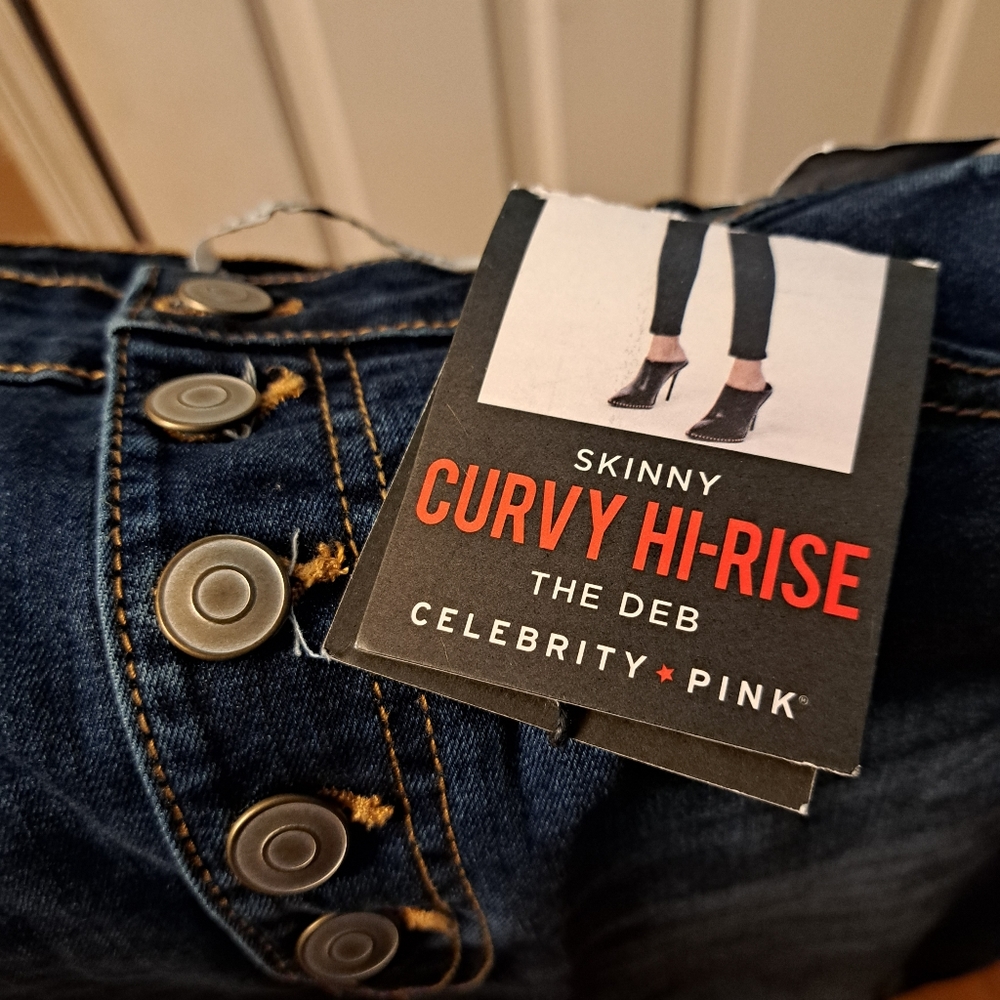 Jeans - Picture 6 of 6